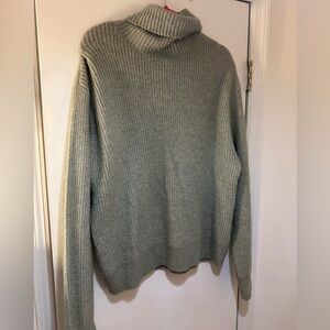 Turtleneck sweater from H&M in a soft neutral green. Size M